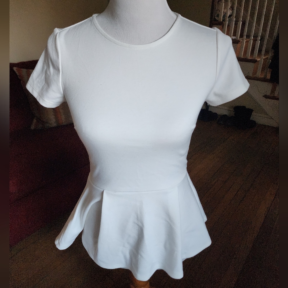 Forever 21 White/Ivory Peplum Short Sleeve Top